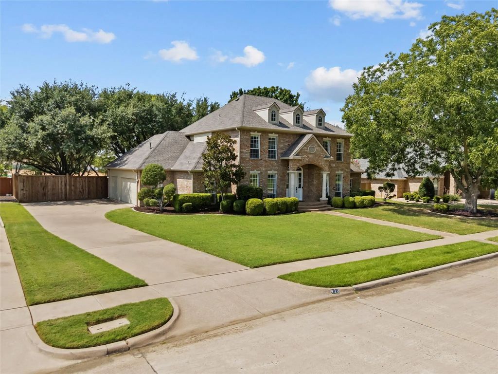 920 Ownby Lane, Southlake