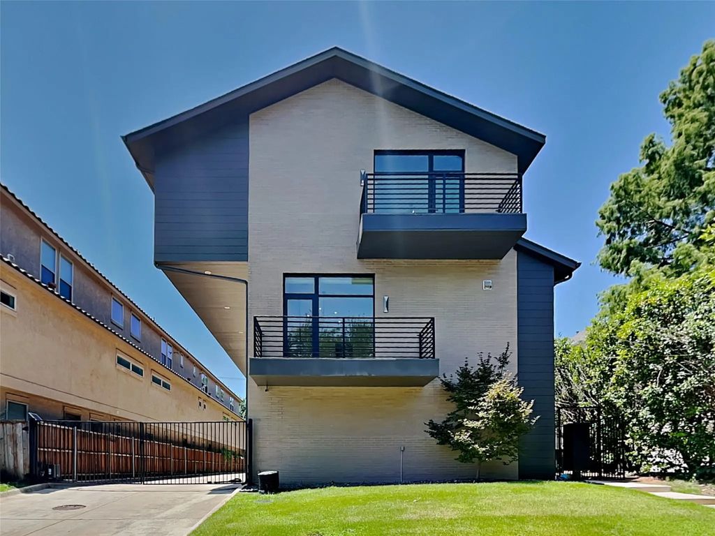 3553 Kalterra Court, Dallas