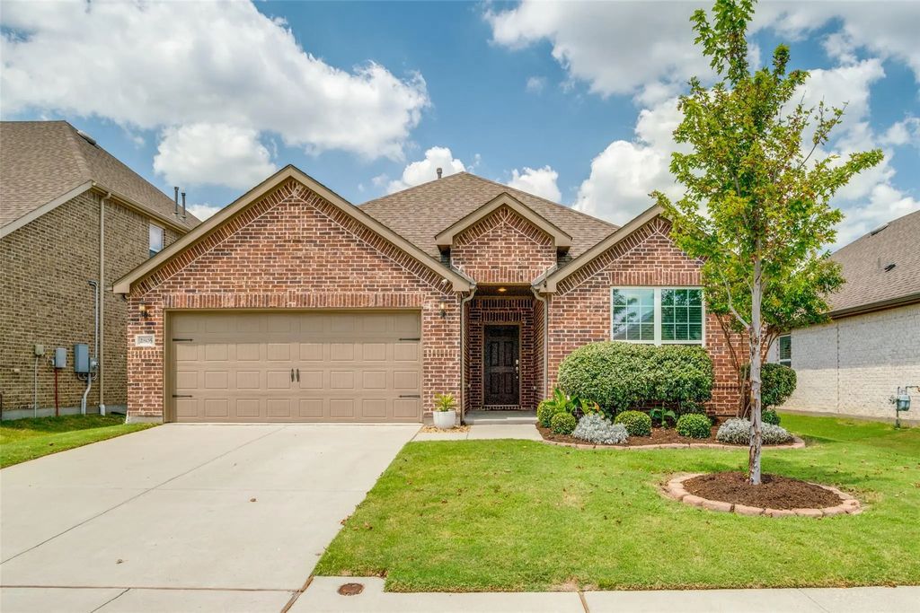 2805 Ash Avenue, Melissa