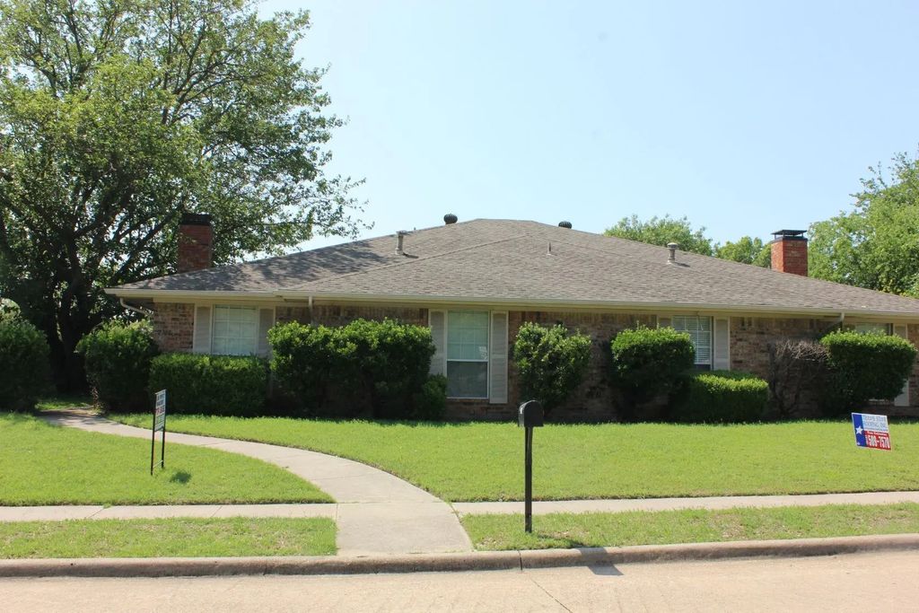 2708 Townbluff Drive, Plano