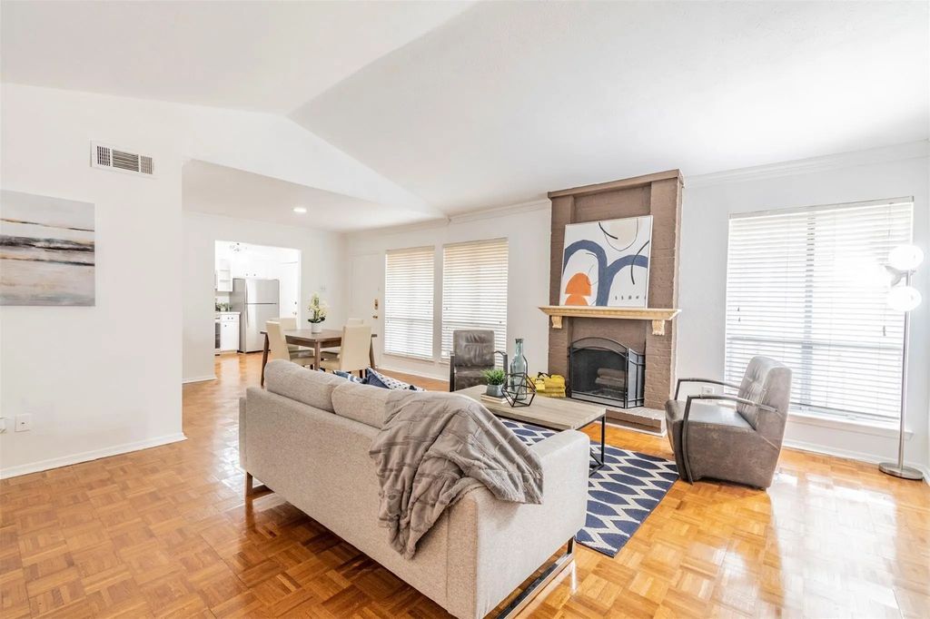10558 High Hollows Drive 243, Dallas