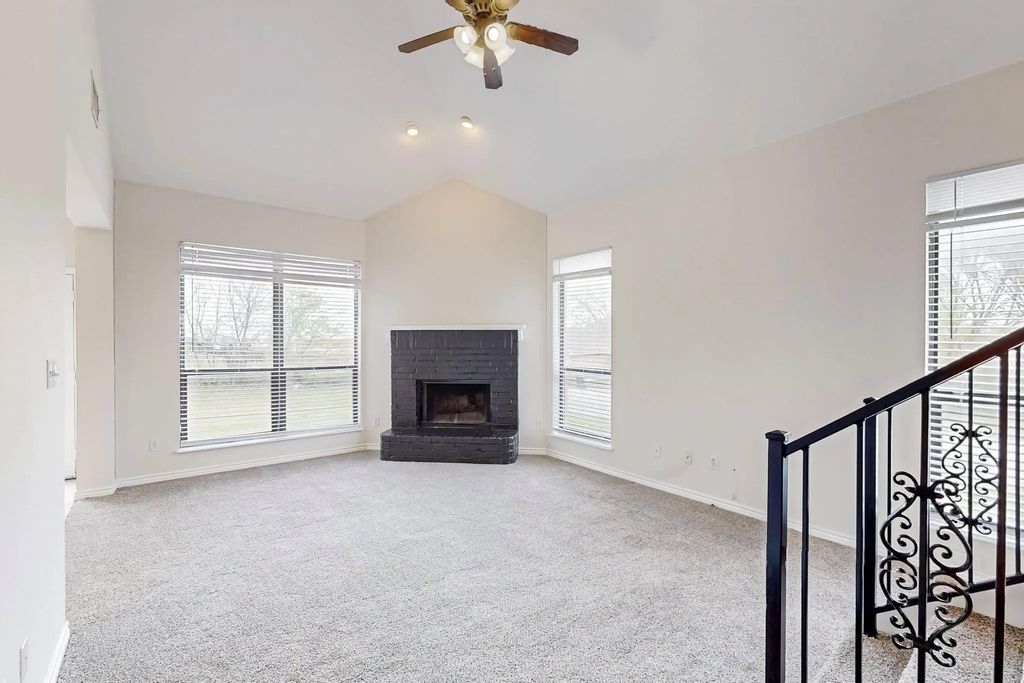 8000 Arbor Avenue, Fort Worth