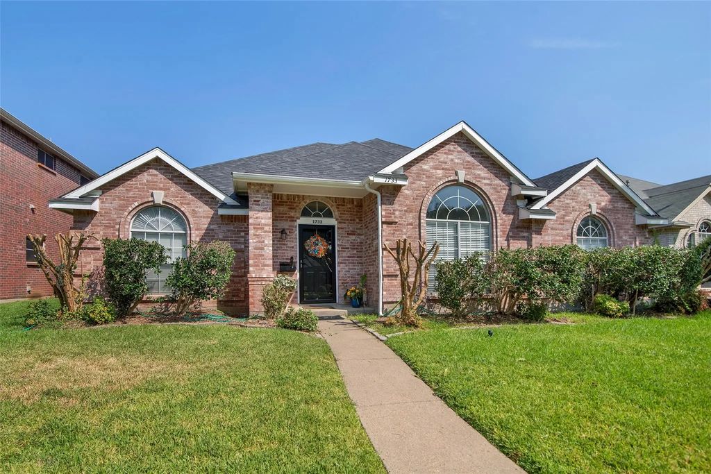 1733 Sheffield Drive, Garland
