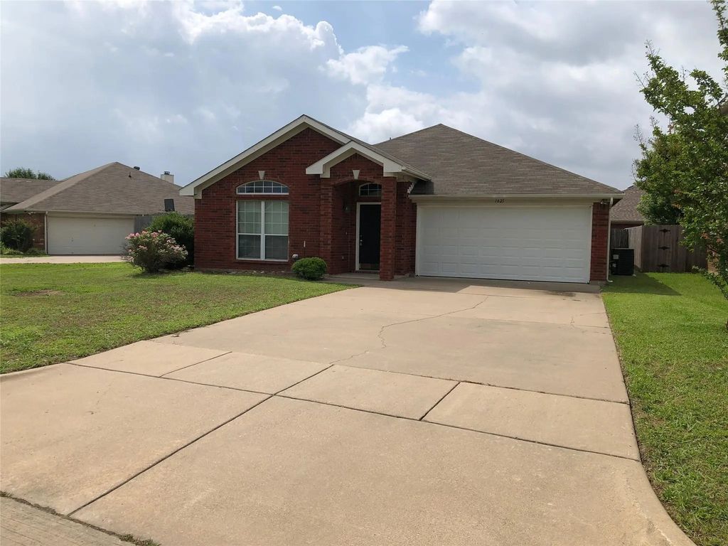 1621 Ocean Drive, Mansfield