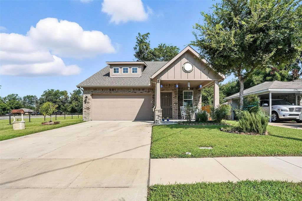 314 Frank Street, Terrell