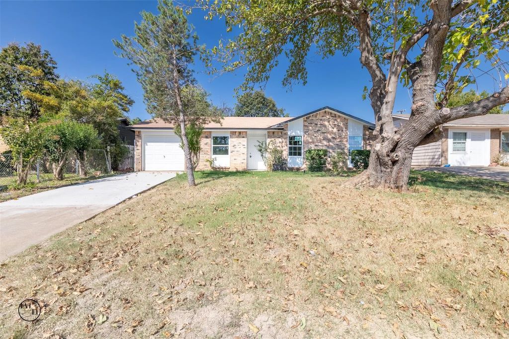 2318 May Lane, Grand Prairie