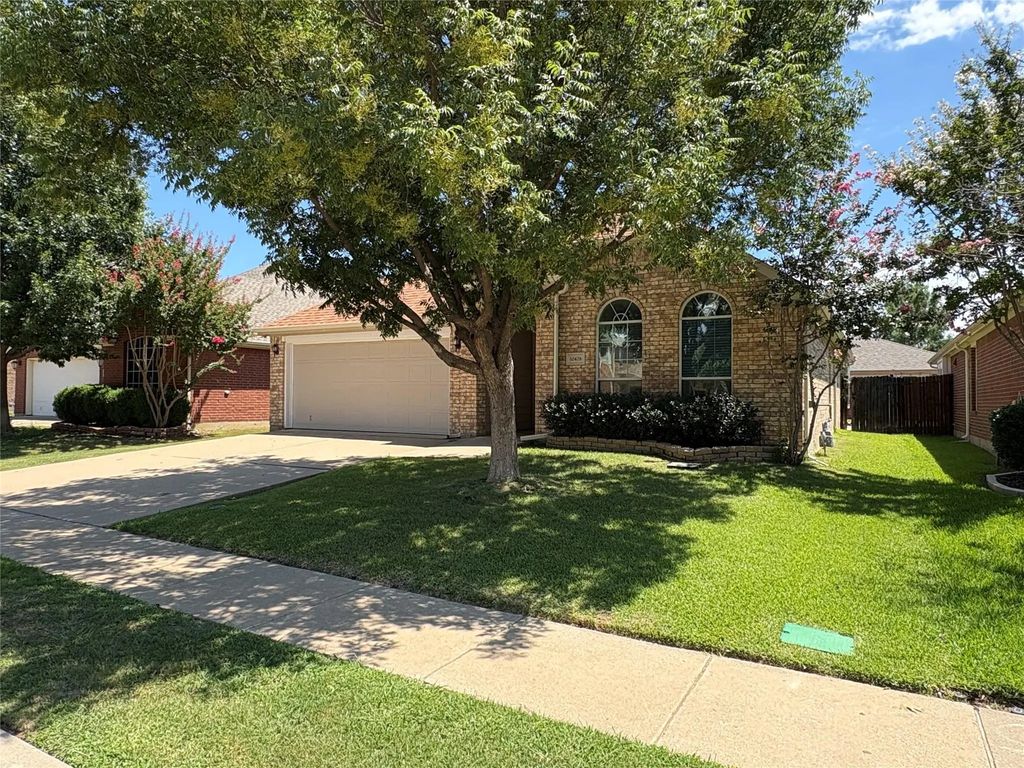 10428 Jaybird Drive, Fort Worth
