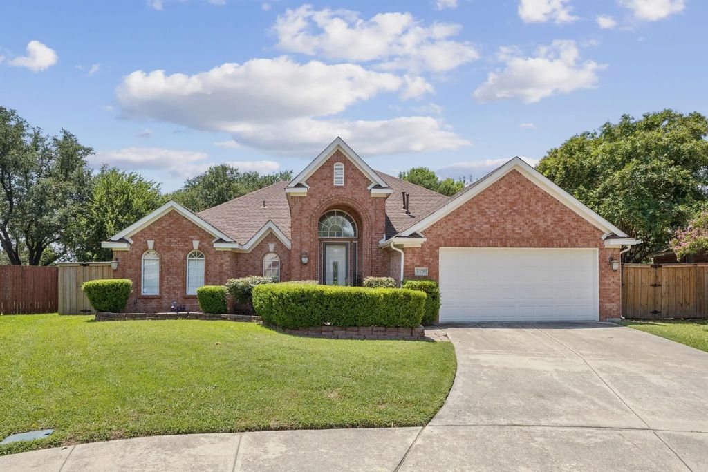 6320 Merritt Way Court, Arlington