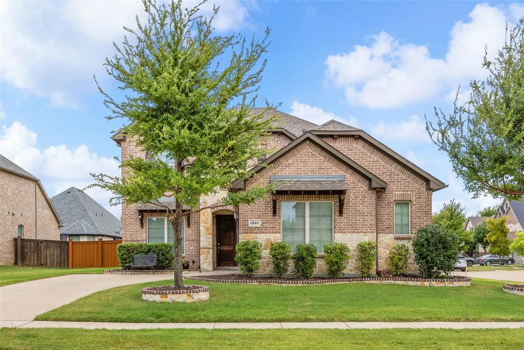 6844 Ensenada, Grand Prairie