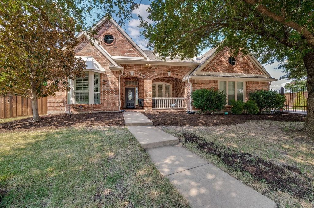 330 Willow Run, Prosper