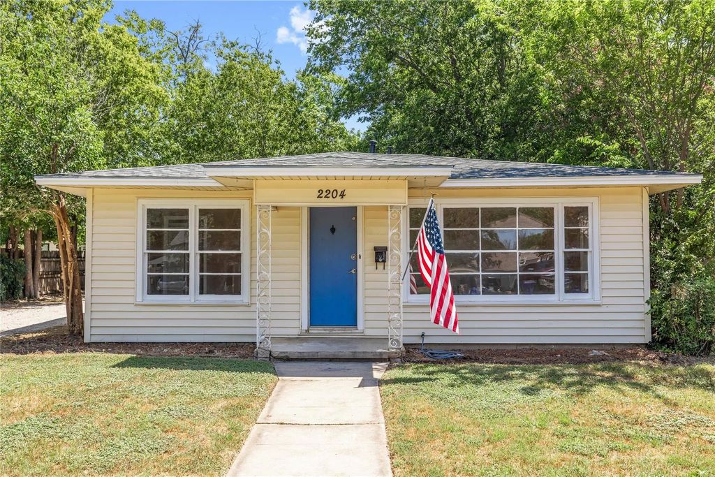 2204 Berkley Street, Brownwood