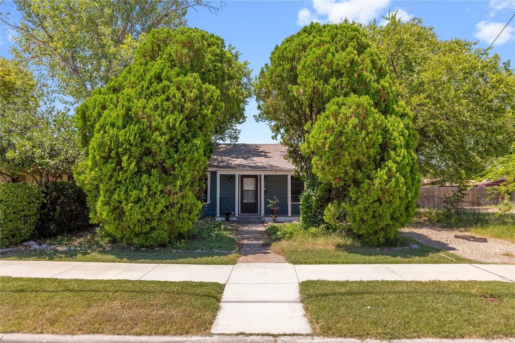 1811 4th Street, Brownwood