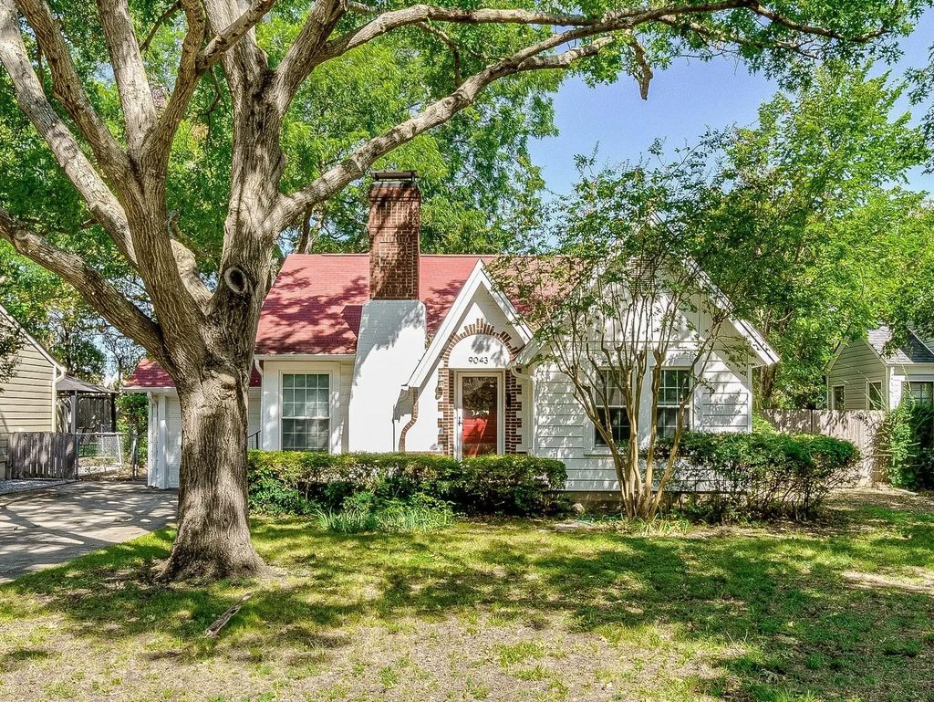 9043 Angora Street, Dallas
