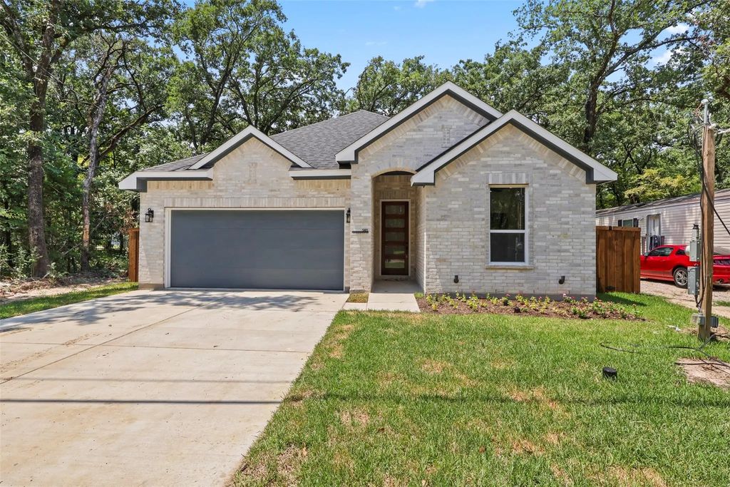 141 Wedgewood Drive, Mabank