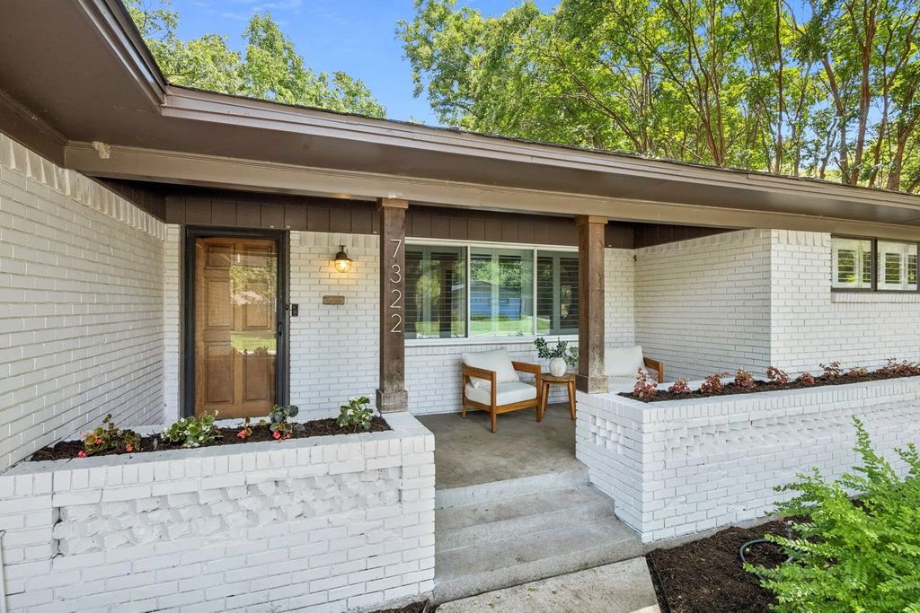 7322 Wild Valley Drive, Dallas