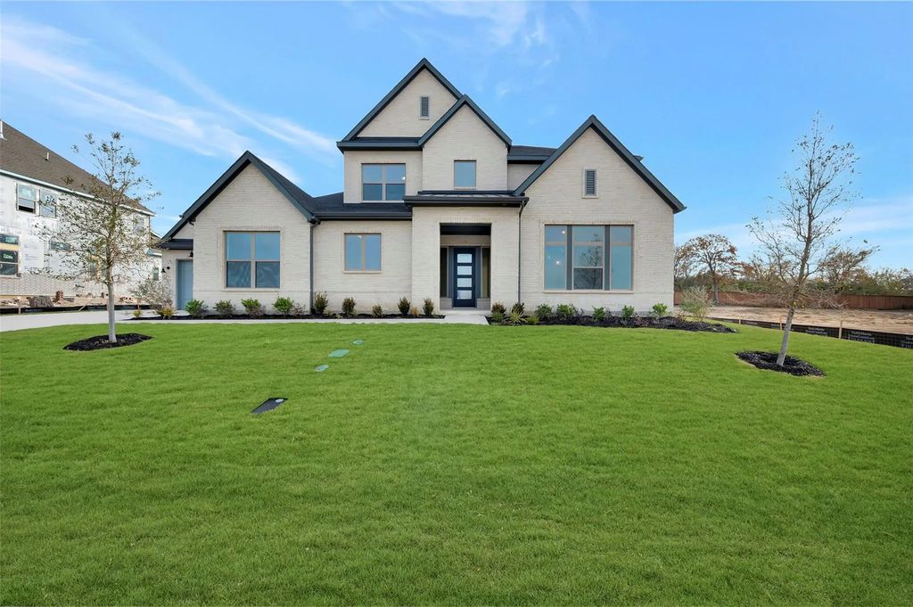 2112 Lakeside Drive, Lakewood Village