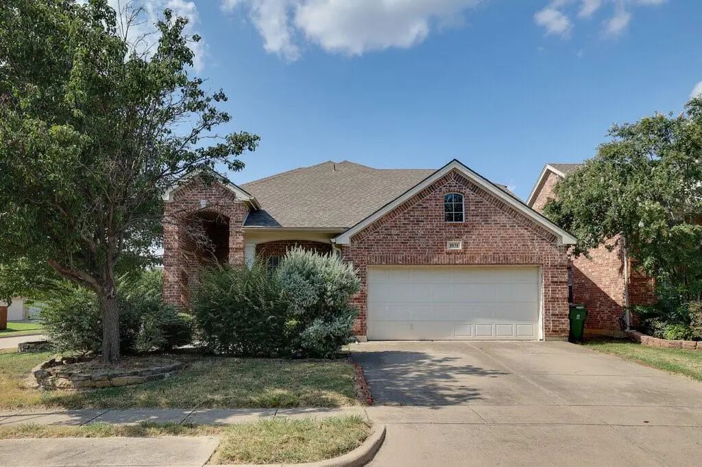 1031 Loblolly Pine Drive, Arlington