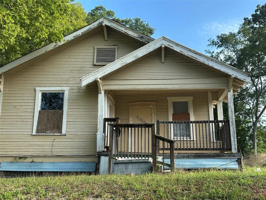 2828 Jackson Street, Shreveport