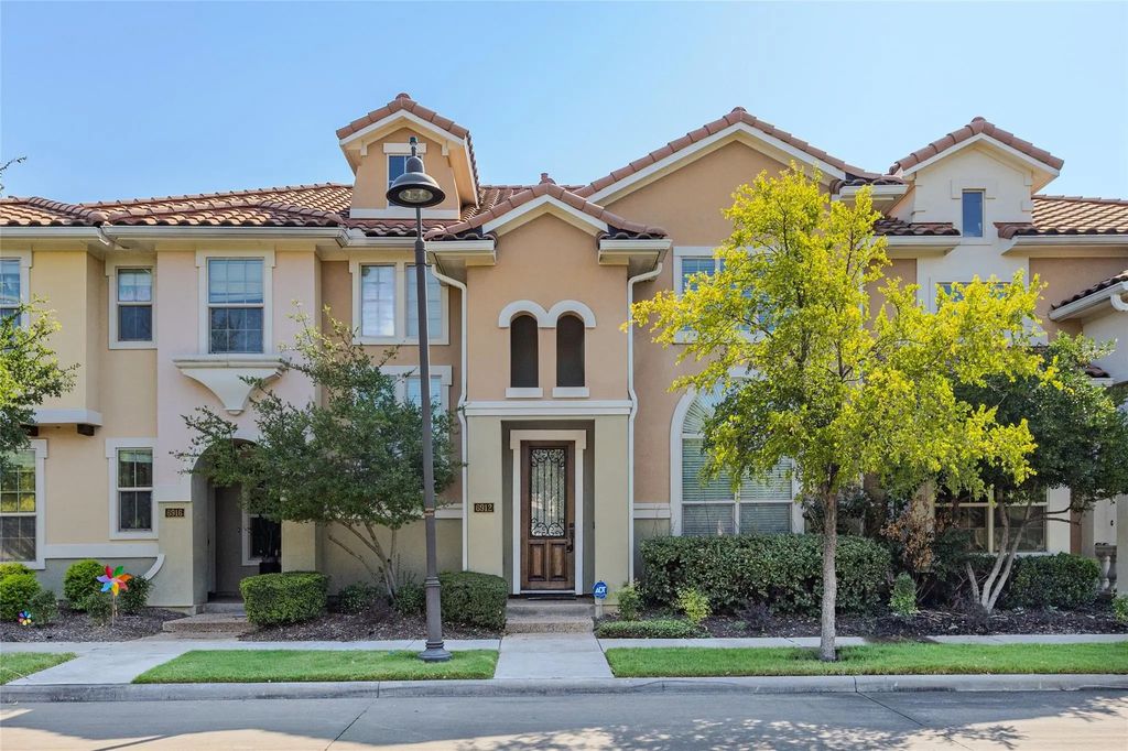 6912 Oeste Drive, Irving