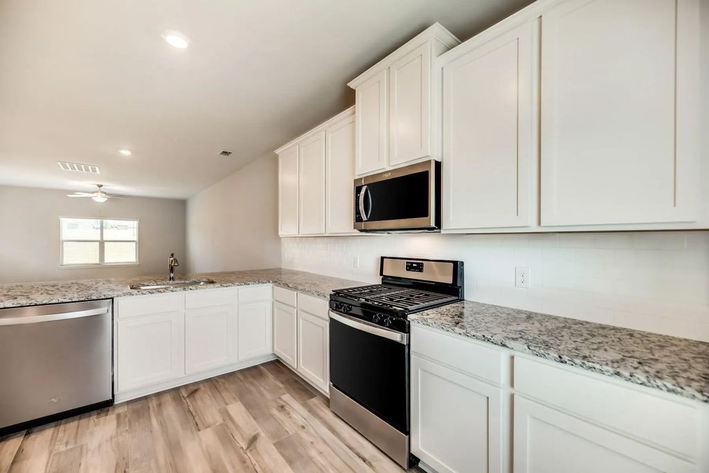 2100 Brentwood Drive, Anna