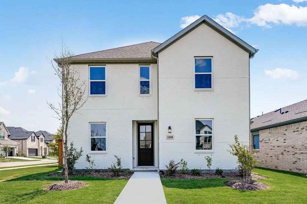 100 North Sky Drive, Celina