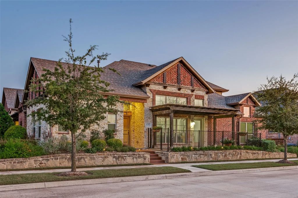 4305 Hurricane Creek Trail, Arlington