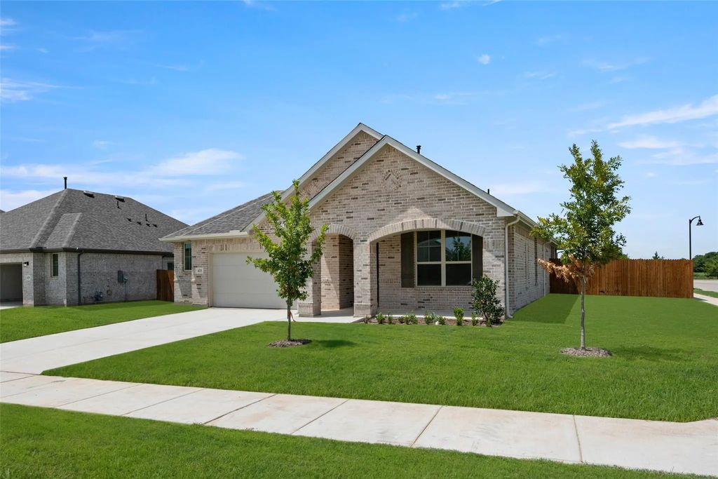 433 Wabash Drive, Waxahachie