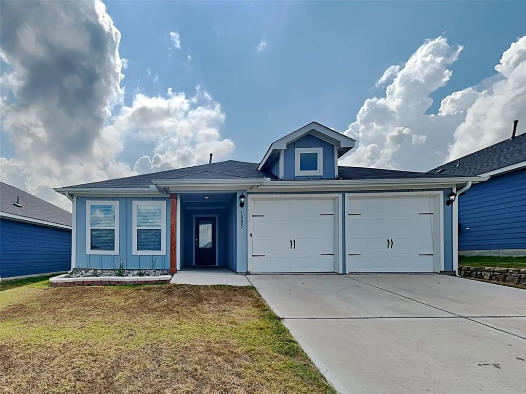 1005 American Flyer Boulevard, Fort Worth