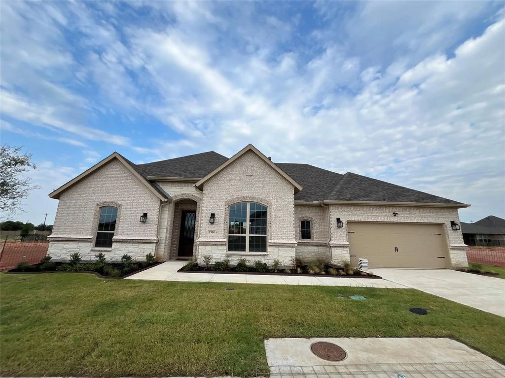 1904 Vittoria Lane, Little Elm