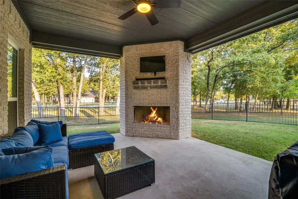 3381 County Road 2526, Royse City