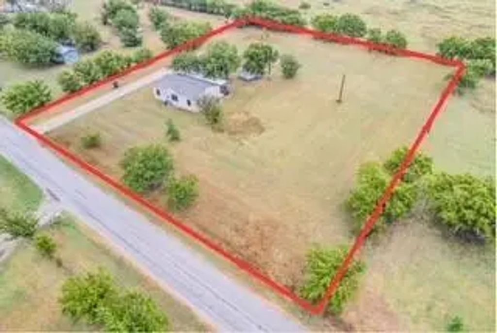 8167 Houston Road, Sanger