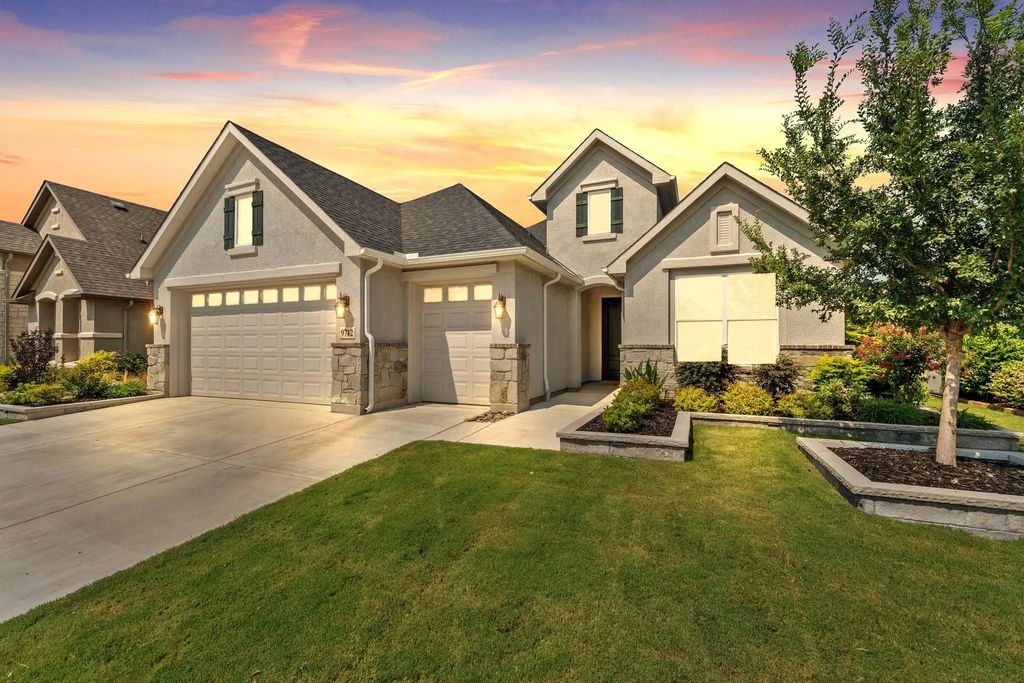 9712 Silver Rock Way, Denton