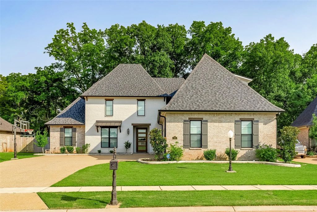 221 Conti Way, Bossier City