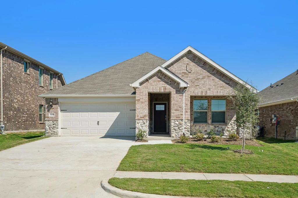 2215 Horseshoe Lane, Seagoville