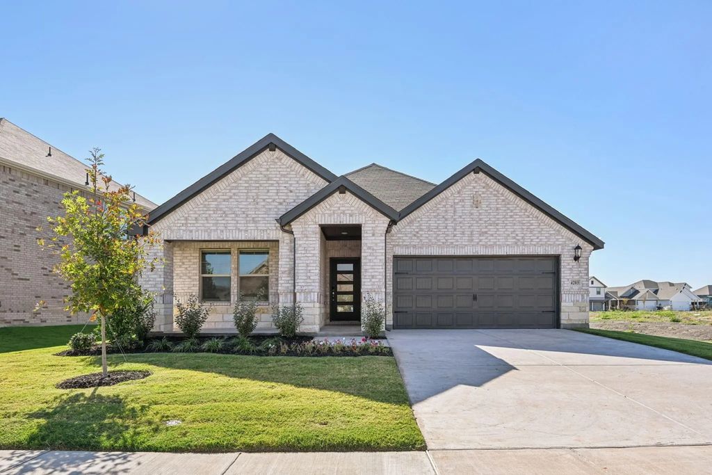 4203 Waco Drive, Farmersville