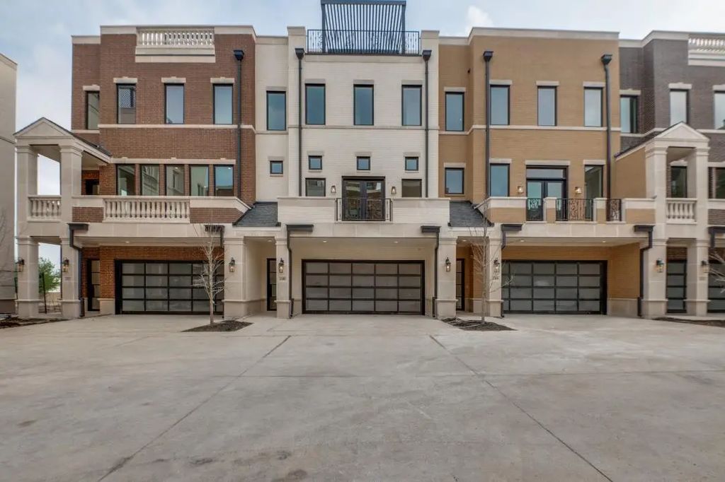 250 E Dallas Road 119, Grapevine