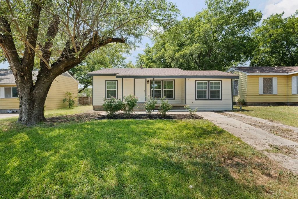 4836 Sandage Avenue, Fort Worth