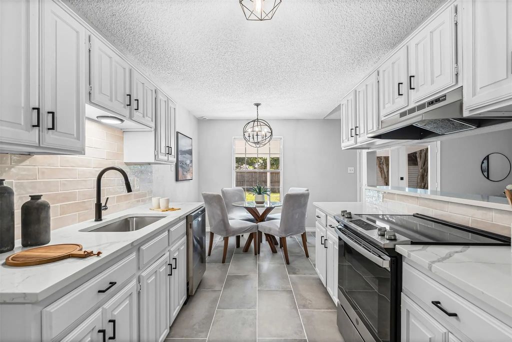 3814 Wooddale Court, Grand Prairie