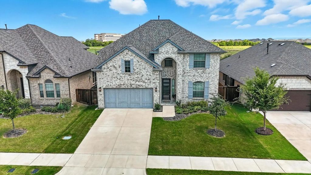 2605 Thornhill Lane, Mansfield