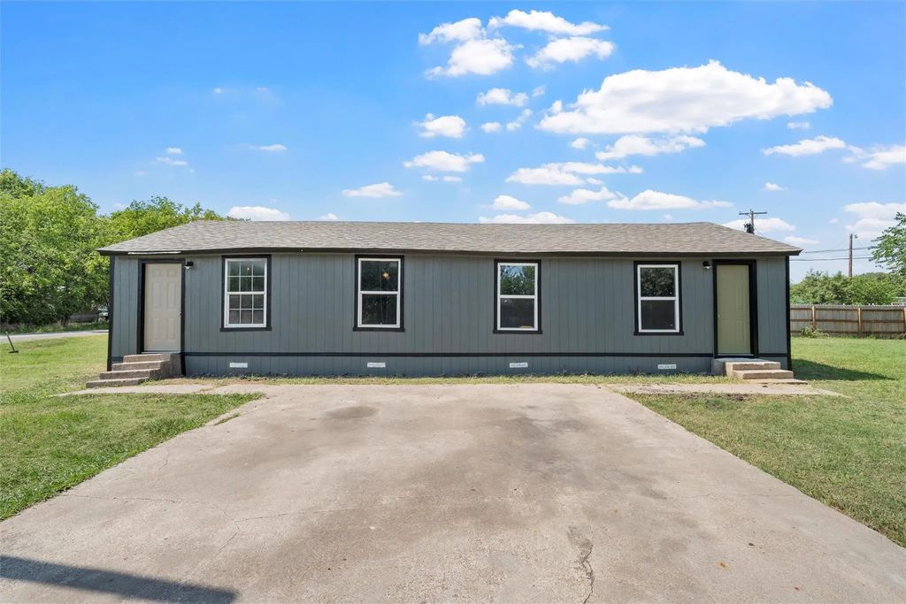 1601 Sam Houston Street, Bellmead
