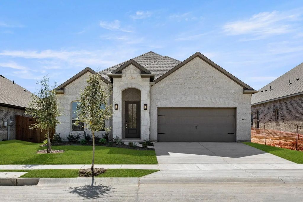 5401 Bardwell Drive, Denton
