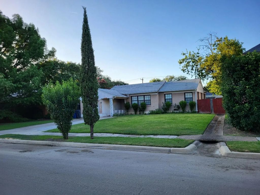 3933 Cortez Drive, Dallas