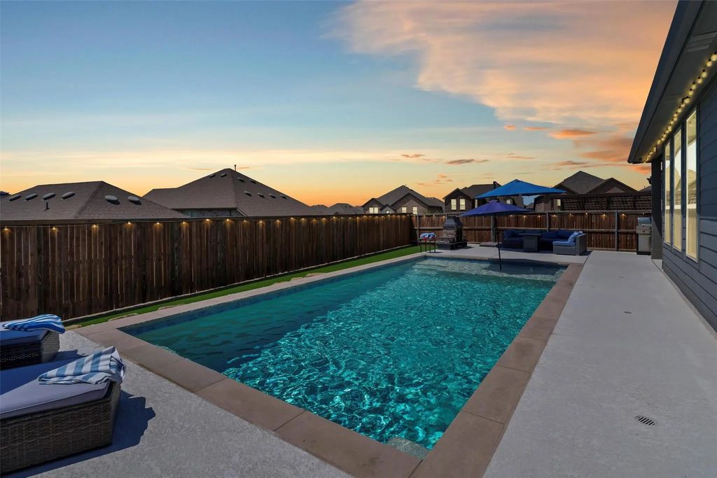 6604 Texas Cowboy Drive, Fort Worth