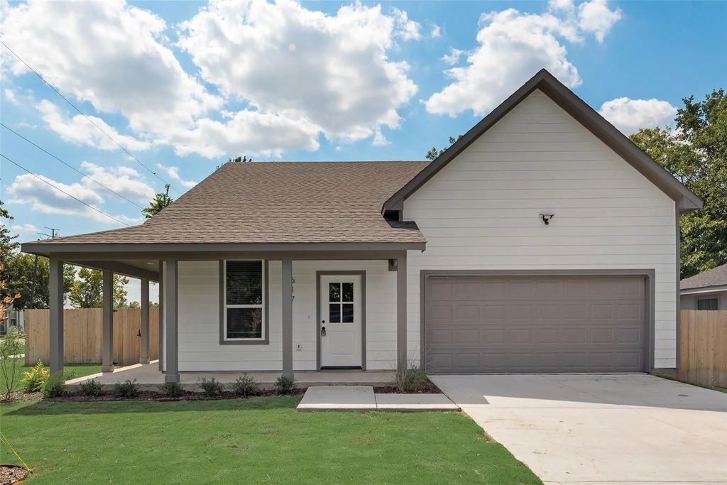 617 S Sixth Street, Garland