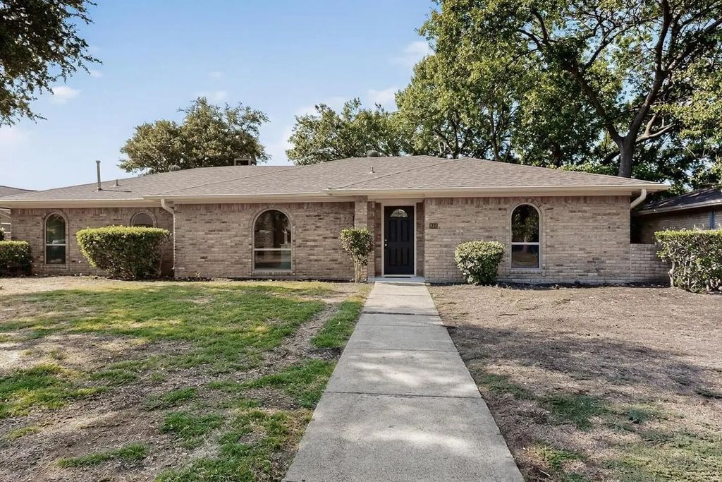 812 Lake Highlands Drive, Allen