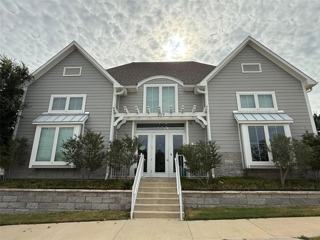 209 S Church Street, Prosper