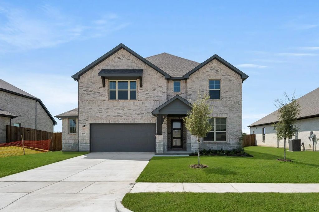 2409 Rams Horn Drive, Waxahachie