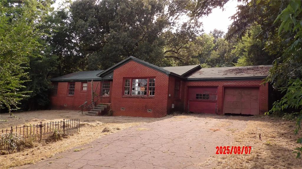 501 N Willis Street, Daingerfield