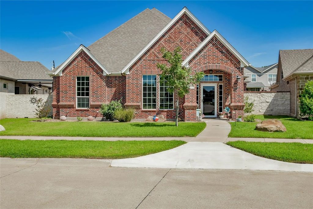 3510 Fountain Way, Granbury