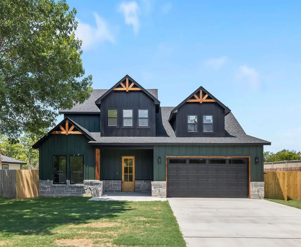 3411 Biway Street, Sansom Park